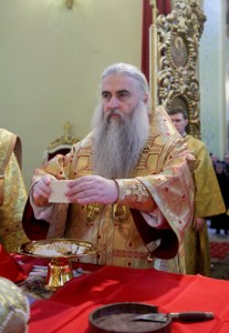 Божественная литургия в храме в честь Покрова Пресвятой Богородицы г. Саратова