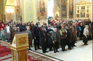 Божественная литургия в храме в честь Покрова Пресвятой Богородицы г. Саратова
