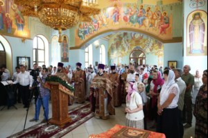 Митрополит Лонгин совершил Великое освящение Вознесенского храма Вознесенско-Пантелеимоновской церкви с. Усть-Курдюм