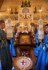 Божественная литургия в храме в честь Рождества Пресвятой Богородицы г.Саратова