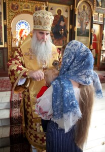Божественная литургия на Архиерейском подворье — храме в честь иконы Божией Матери «Утоли моя печали» г.Саратова