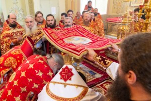 Состоялось соборное служение архиереев и духовенства Саратовской митрополии