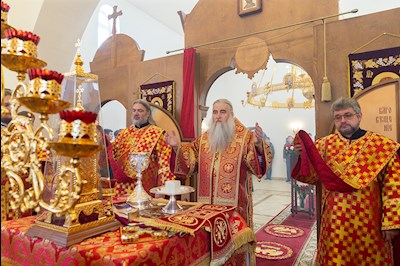 Божественная литургия в храме Воскресения Христова г. Саратова