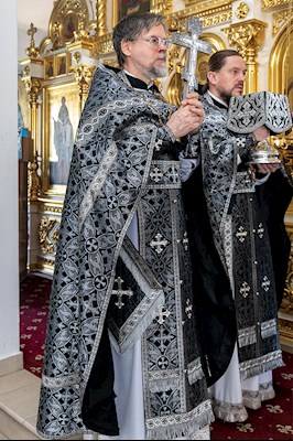 Литургия Преждеосвященных Даров в храме в честь Покрова Пресвятой Богородицы г. Покровска (Энгельса)
