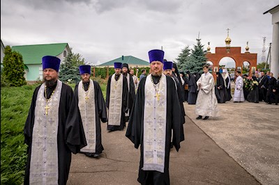 Митрополит Лонгин совершил отпевание игумении Ксении (Афанасьевой)
