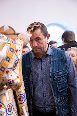 Митрополит Игнатий совершил Божественную литургию в храме в честь иконы Божией Матери «Скоропослушница» г. Шиханы Вольского района