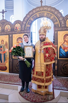 Митрополит Игнатий совершил Божественную литургию в Петропавловском храме Саратова