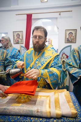 Митрополит Игнатий совершил Великое освящение храма в честь иконы Божией Матери «Спорительница хлебов» с. Кувыка и первую Божественную литургию в новоосвященном храме