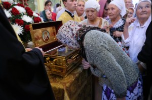 Встреча святых мощей святого равноапостольного князя Владимира и Всенощное бдение в храме в честь Покрова Пресвятой Богородицы г.Саратова