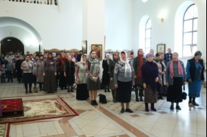 Божественная литургия в храме в честь Рождества Христова г.Саратова