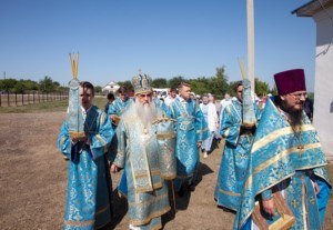 Божественная литургия в Свято-Успенском храме пос. Возрождение Хвалынского района