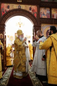 Божественная литургия в храме в честь Нерукотворного Образа Спасителя г. Саратова