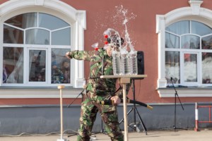 На территории Покровского храма г. Саратова прошел зимний праздник