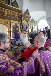 Литургия Преждеосвященных Даров в храме в честь иконы Божией Матери «Утоли моя печали» г. Саратова