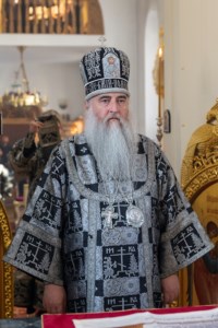 Литургия Преждеосвященных Даров, малое повечерие и утреня Великого Четвертка на Архиерейском подворье — в храме во имя святых равноапостольных Мефодия и Кирилла при СГУ
