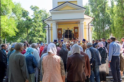 Божественная литургия в храме во имя пророка Божия Илии на Ильинской площади г. Саратова