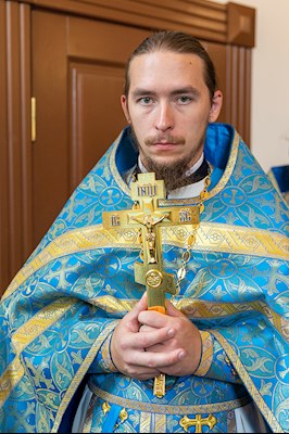 Божественная литургия в храма в честь иконы Божией Матери «Всех скорбящих Радость» г. Саратова