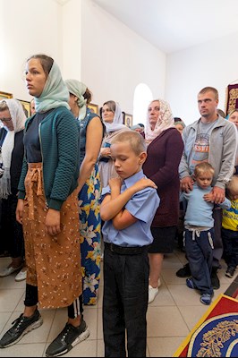 Божественная литургия в храме в честь Владимирской иконы Божией Матери с. Багаевка