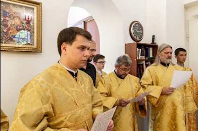 Божественная литургия в храме во имя святых первоверховных апостолов Петра и Павла г. Аткарска