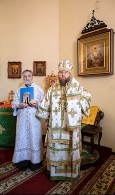 Митрополит Игнатий совершил Божественную литургию в храме преподобного Серафима Саровского г. Саратова