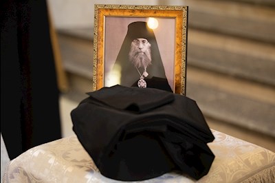 В Покровском соборе прошла торжественная встреча саратовских святителей