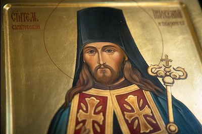 Митрополит Игнатий совершил Божественную литургию в Свято-Троицком кафедральном соборе Саратова