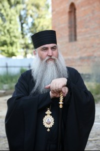 Божественная литургия в храме во имя святителя Тихона, епископа Воронежского, Задонского чудотворца г.Саратова