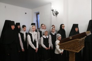 Божественная литургия и Великое освящение в Свято-Алексиевском женском монастыре г. Саратова
