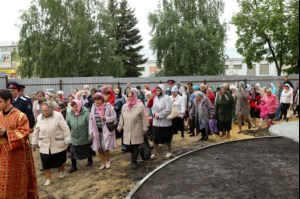 Божественная литургия в храме во имя святых первоверховных апостолов Петра и Павла г. Аткарска