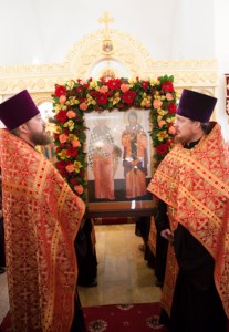 Божественная литургия на Архиерейском подворье — храме во имя святых равноапостольных Мефодия и Кирилла при СГУ в день памяти святых братьев
