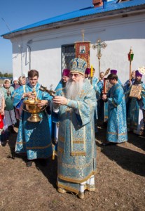 Божественная литургия в Свято-Успенском храме пос. Возрождение Хвалынского района