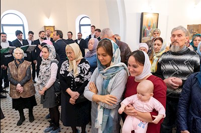 Божественная литургия в храме преподобного Сергия Радонежского г. Саратова