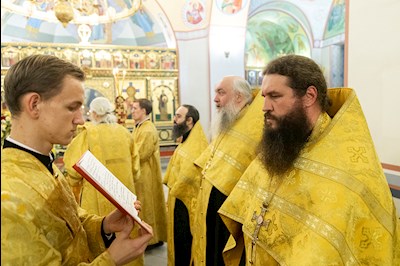 Всенощное бдение в Свято-Никольском мужском монастыре г. Саратова
