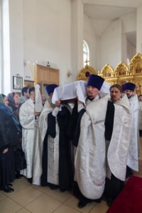 Состоялось отпевание протоиерея Лазаря Новокрещеных