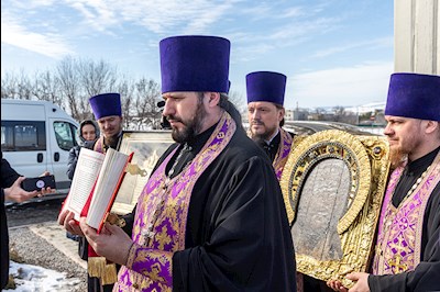 В Саратове и Покровске прошел автомобильный крестный ход со святынями Саратовской митрополии