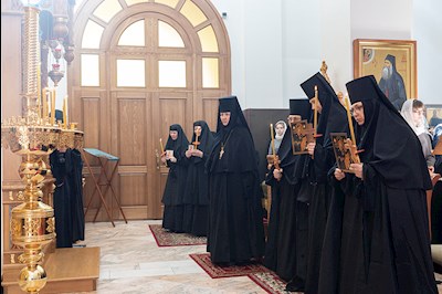 Литургия Преждеосвященных Даров и монашеский постриг в Свято-Алексиевском женском монастыре г. Саратова