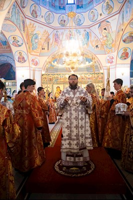 Митрополит Игнатий совершил всенощное бдение в Свято-Никольском мужском монастыре г. Саратова