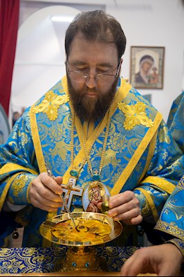 Митрополит Игнатий совершил Великое освящение храма в честь иконы Божией Матери «Спорительница хлебов» с. Кувыка и первую Божественную литургию в новоосвященном храме