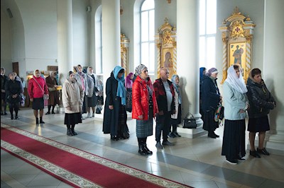 Митрополит Игнатий совершил всенощное бдение с чином воздвижения Креста в кафедральном соборе Живоначальной Троицы г. Вольска