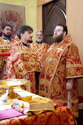 Митрополит Игнатий совершил Божественную литургию в храме святых мучениц Веры, Надежды, Любови и матери их Софии поселка Светлый