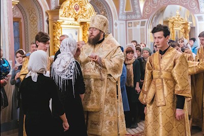 Всенощное бдение в Свято-Троицком кафедральном соборе г. Саратова