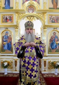 Божественная литургия в храме во имя святителей Василия Великого, Григория Богослова, Иоанна Златоуста г. Саратова