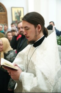 Божественная литургия в храме во имя святого равноапостольного великого князя Владимира г. Саратова