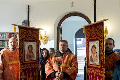 Божественная литургия в храме во имя святых бессребреников и чудотворцев Космы и Дамиана г. Саратова
