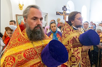 Божественная литургия в храме во имя пророка Божия Илии на Ильинской площади г. Саратова