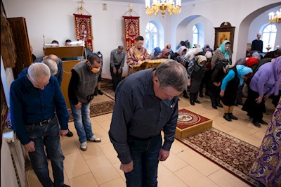 Митрополит Игнатий совершил всенощное бдение в храме в честь иконы Божией Матери «Скоропослушница» г. Шиханы Вольского района