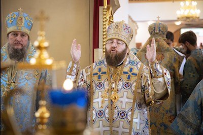 Митрополит Игнатий возглавил соборное архиерейское богослужение в Казанском храме г. Саратова