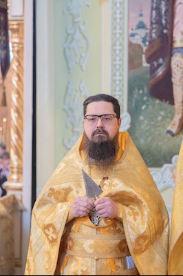 Митрополит Игнатий совершил Божественную литургию в Покровском соборе г. Саратова