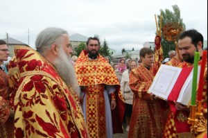 Божественная литургия в храме во имя святых первоверховных апостолов Петра и Павла г. Аткарска
