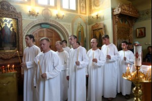 Состоялось массовое крещение оглашенных в Волге